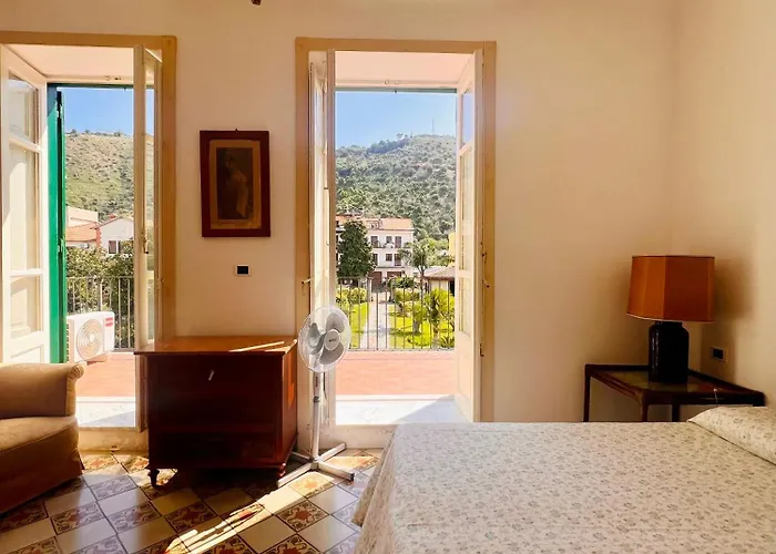 Apartment Santa Lucia