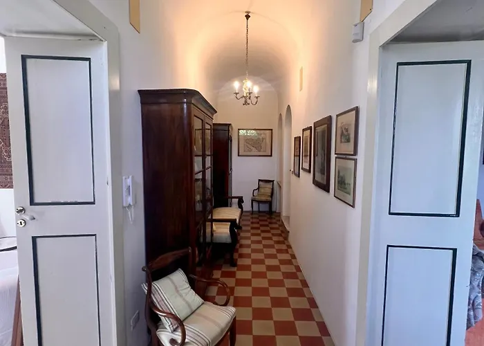 Apartment Santa Lucia *